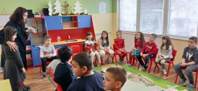 Поздрави от четвъртокласниците за ПГ-6 - ДГ Ралица - Войводиново